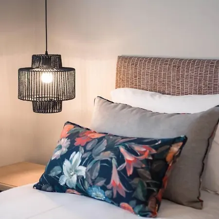 House 8 - In The Heart Of Venetian Town W. Parking Appartement