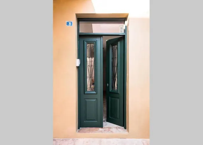 House 8 - In The Heart Of Venetian Town W. Parking *