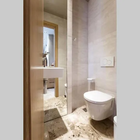 House 8 - In The Heart Of Venetian Town W. Parking Apartment Chania (Crete)