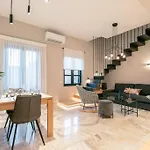 House 8 - In The Heart Of Venetian Town W. Parking *