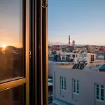House 8 - In The Heart Of Venetian Town W. Parking Apartman *