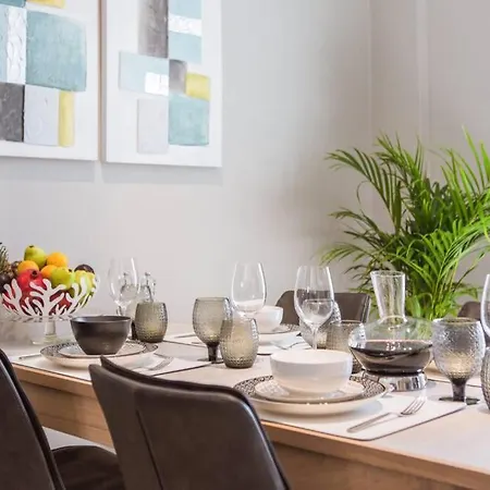 House 8 - In The Heart Of Venetian Town W. Parking