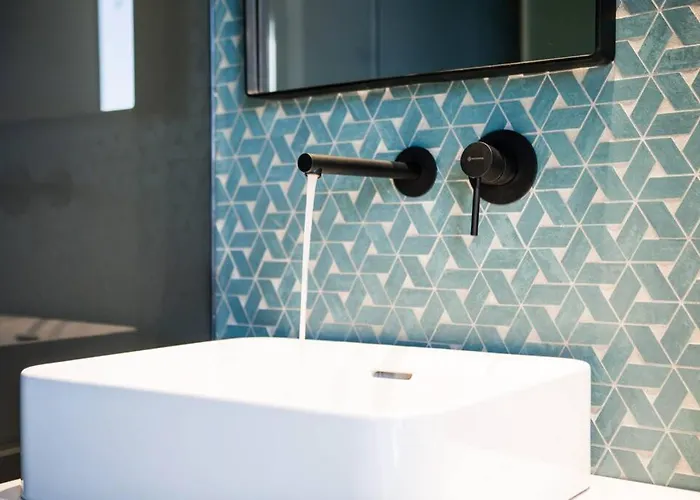 House 8 - In The Heart Of Venetian Town W. Parking *